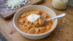 Szegediner Gulasch aus einem Topf – zart geschmort mit Sauerkraut und Rahm